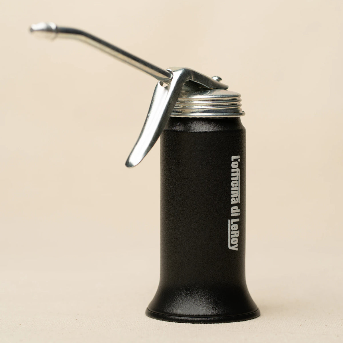 L'officina x Goldenrod mini oiler side view showing nozzle and body
