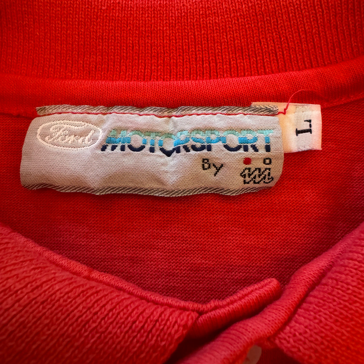 Vintage Ford Mustang polo collar and button placket detail