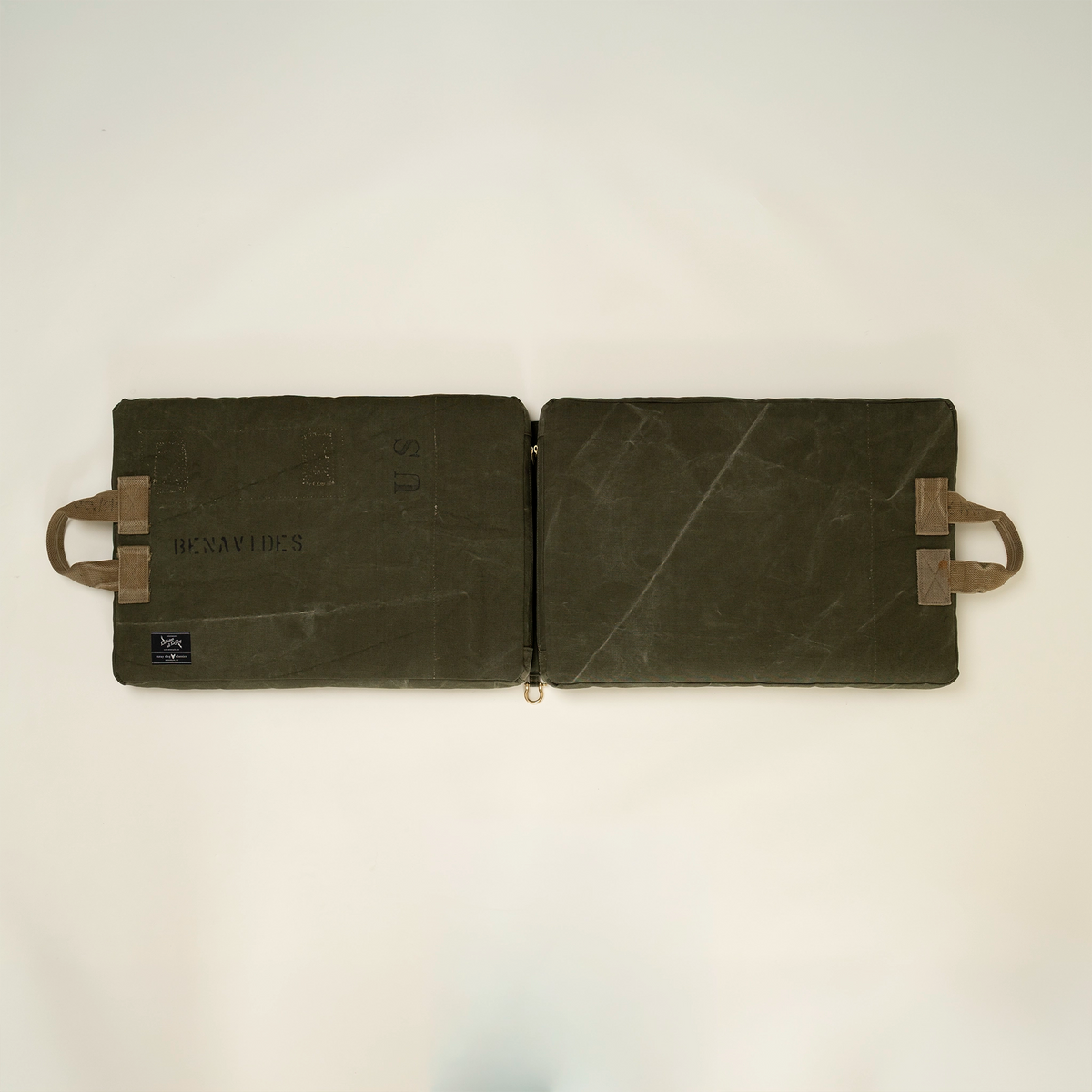 L'officina x Stray Dog Classics RRC Tailgate Cushion
