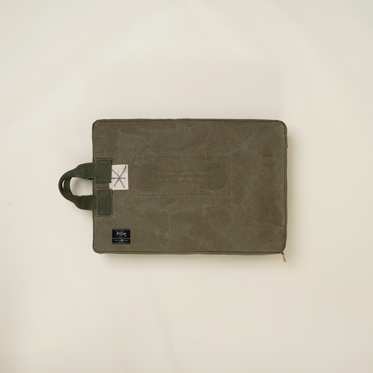 L'officina x Stray Dog Classics RRC Tailgate Cushion
