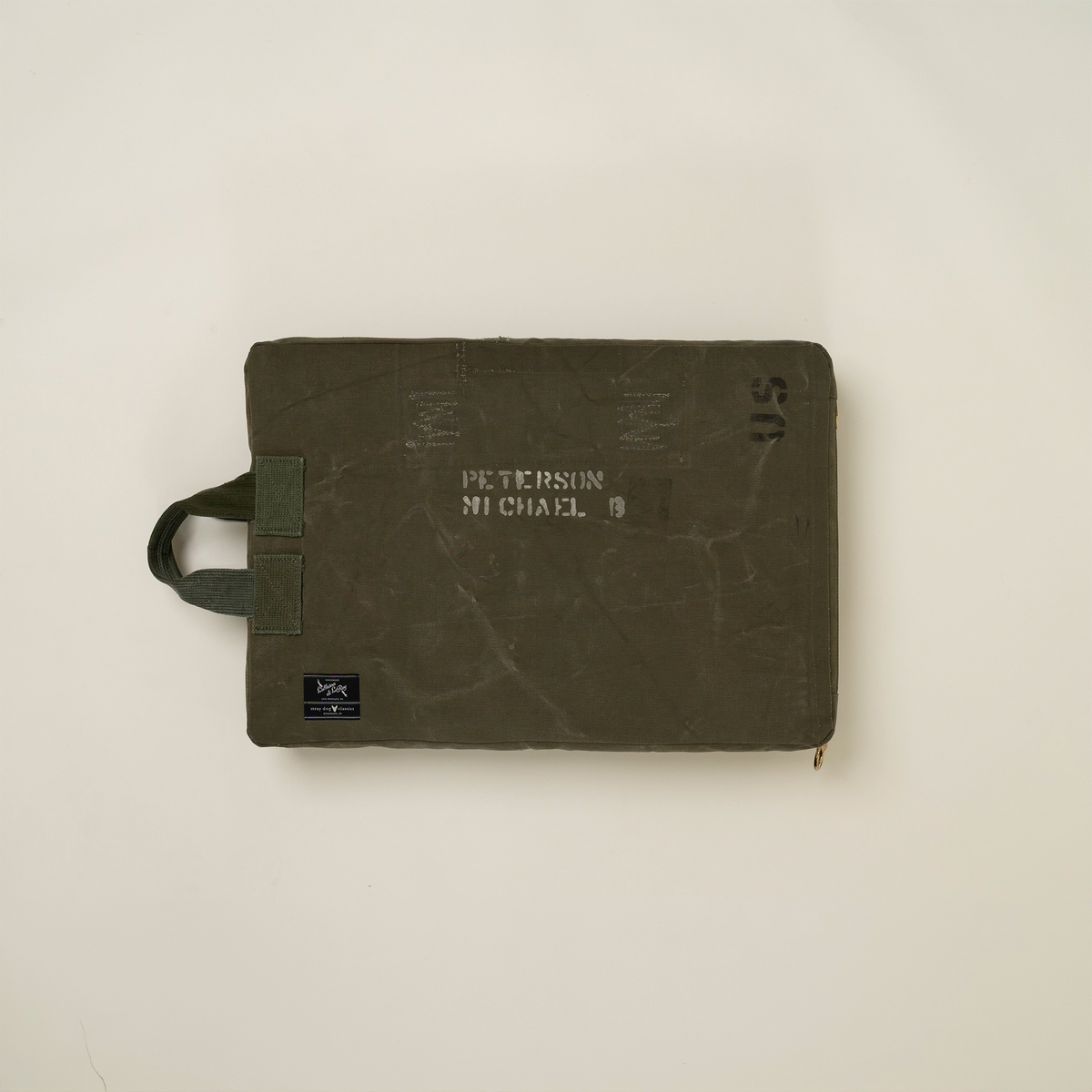 L'officina x Stray Dog Classics RRC Tailgate Cushion