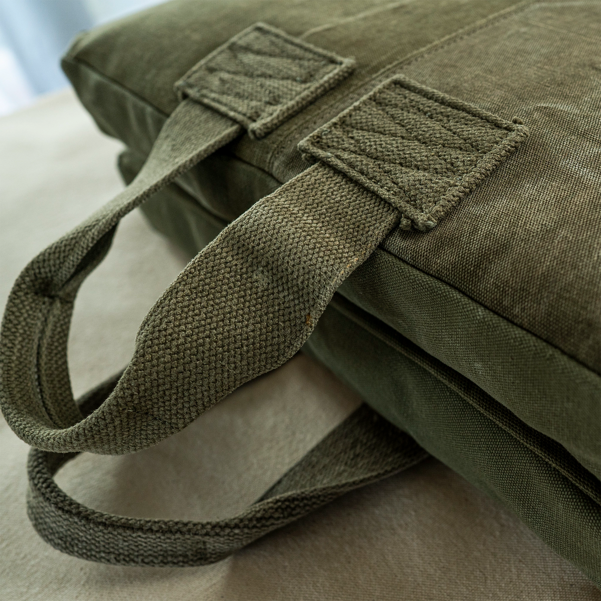 L'officina x Stray Dog Classics RRC Tailgate Cushion