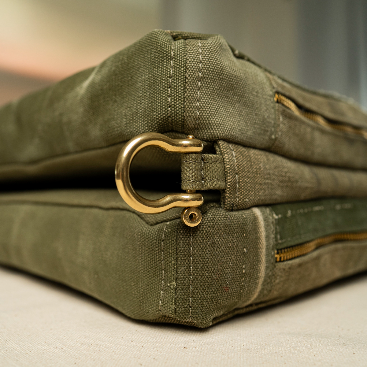 L'officina x Stray Dog Classics RRC Tailgate Cushion
